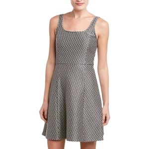 Theory Trekana LN Circuit Knit Dress Size 6 NWT